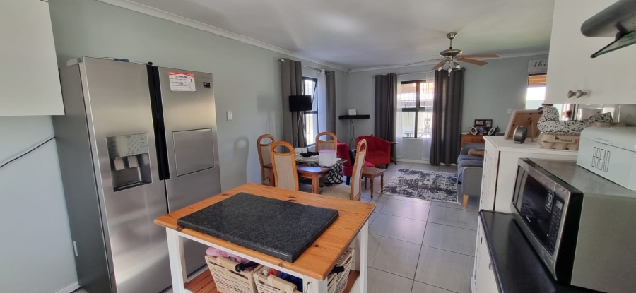 3 Bedroom Property for Sale in Whispering Pines Western Cape